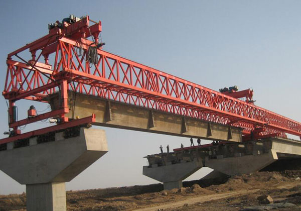 山西太原公路架橋機生產(chǎn)現(xiàn)場