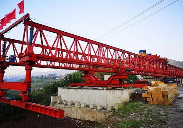 鐵路架橋機(jī)租賃廠家：專業(yè)設(shè)備，高效服務(wù)